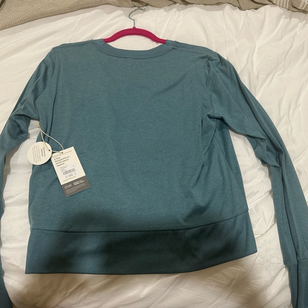 Vuori Shirt NWT Size L